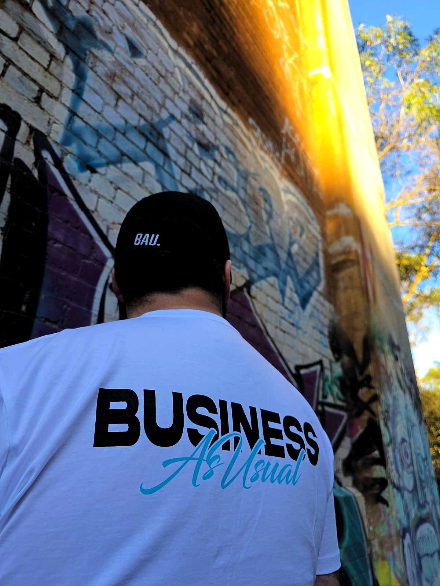 "HEADLINE" T-Shirt - White